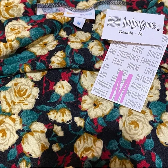 CLOSET CLEAN OUT ON ALL LULAROE MAKE OFFER BUNDLE NWT Medium HighWaist Stretch! - Picture 8 of 11